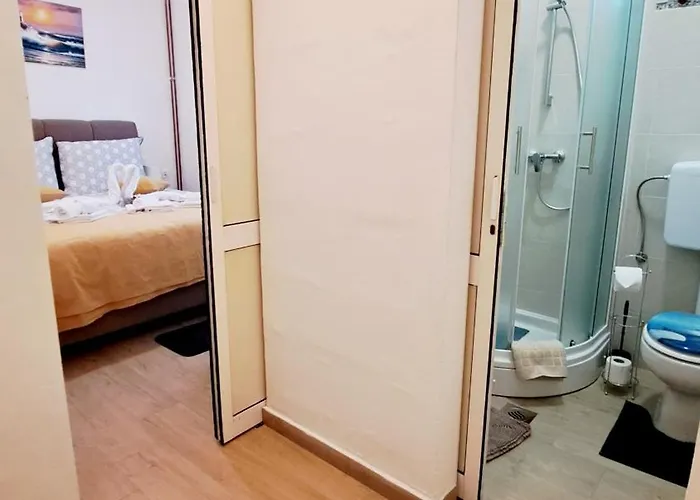 Leon Apartmán